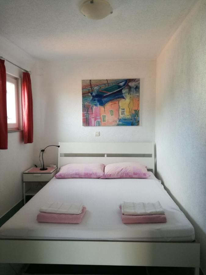 Apartman Jasmina Pula Zewnętrze zdjęcie